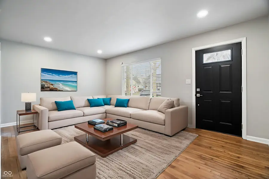 306 N 18th Avenue, Beech Grove, IN 46107 - #2