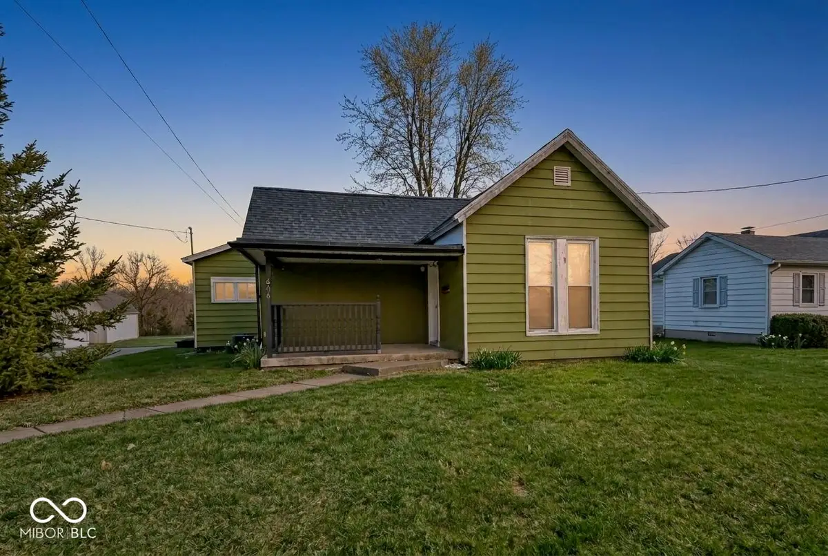 606 W 2nd Street, Sheridan, IN 46069 - #1