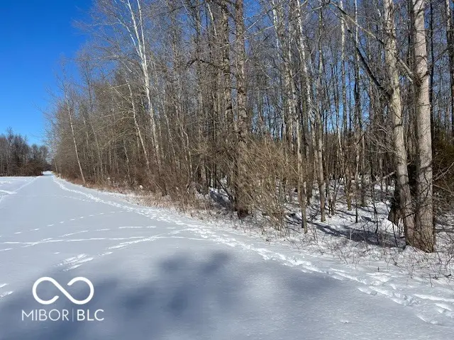 1000 East Avenue W, Seymour, IN 47274 - #1