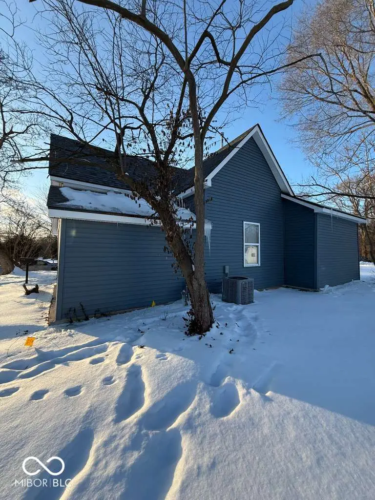 1128 W 1st Street, Anderson, IN 46016 - #2