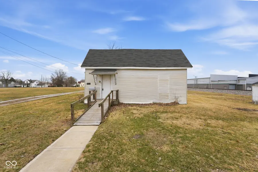540 Poplar Street, Tipton, IN 46072 - #2