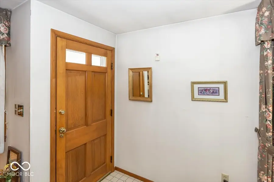 7838 W Us Highway 52, New Palestine, IN 46163 - #3