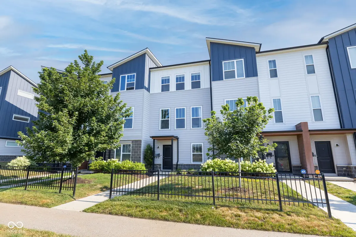 2938 W New York Street, Indianapolis, IN 46222 - #1