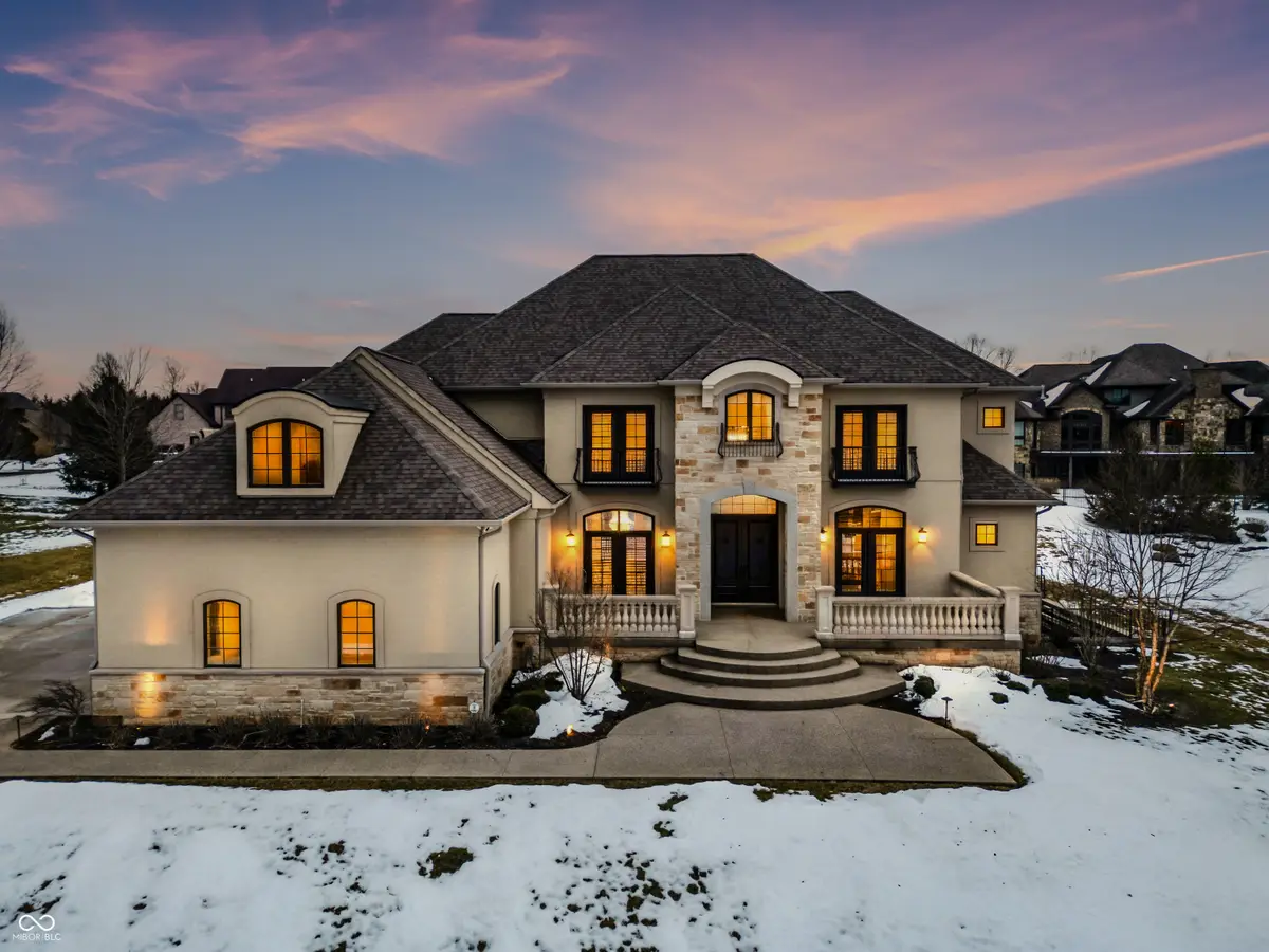 1023 Westview Point Drive, Columbus, IN 47201 - #1