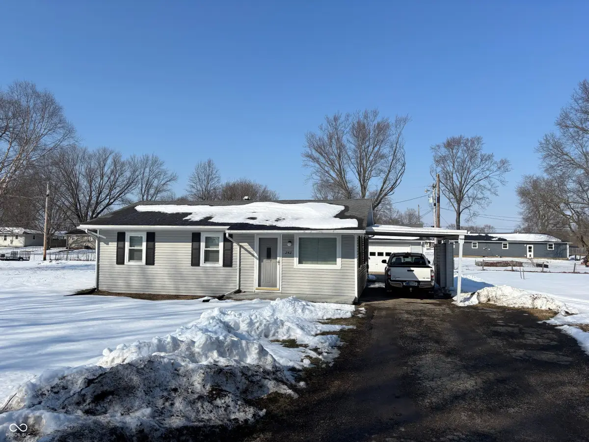 242 Collier Street, Columbus, IN 47201 - #1