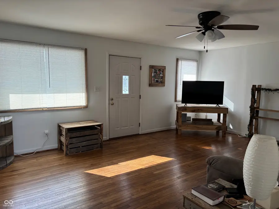 242 Collier Street, Columbus, IN 47201 - #2