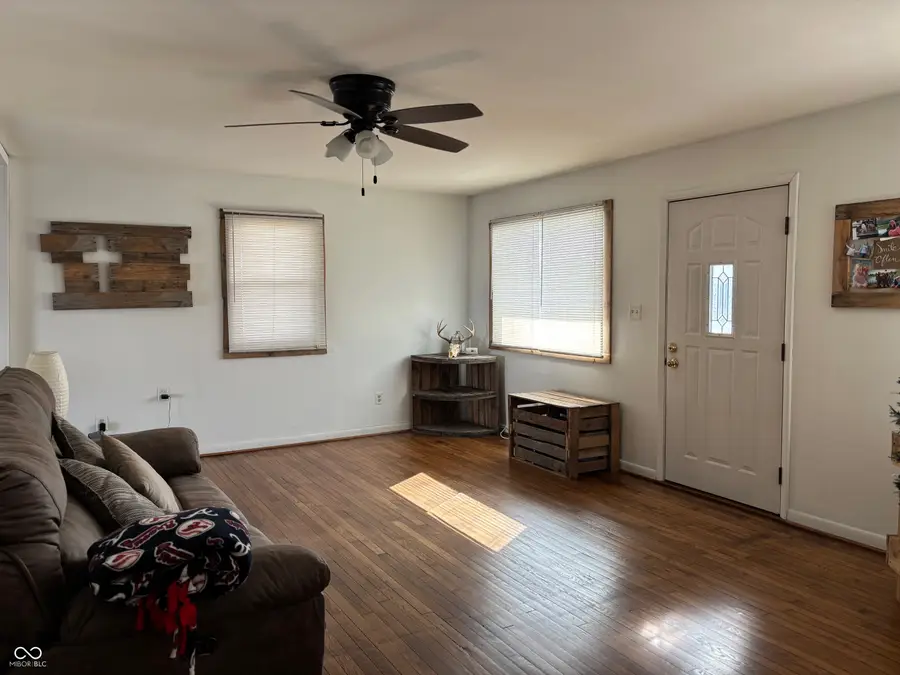 242 Collier Street, Columbus, IN 47201 - #3