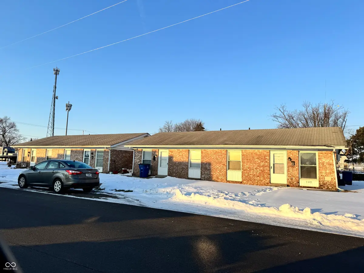 102 S Bradner Avenue, Marion, IN 46952 - #1