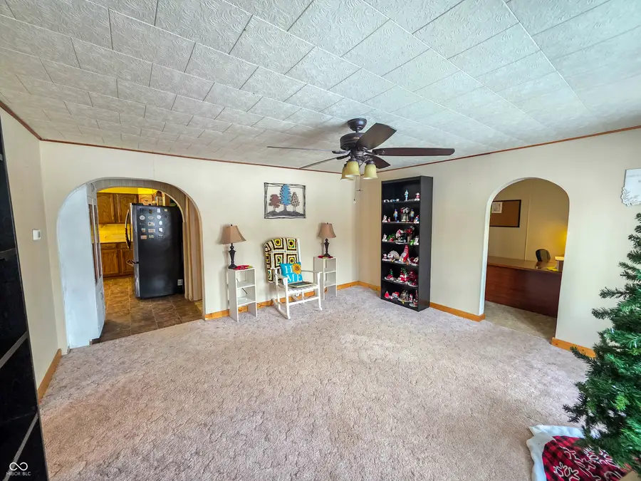 306 W Hubert Street, Oaktown, IN 47561 - #2