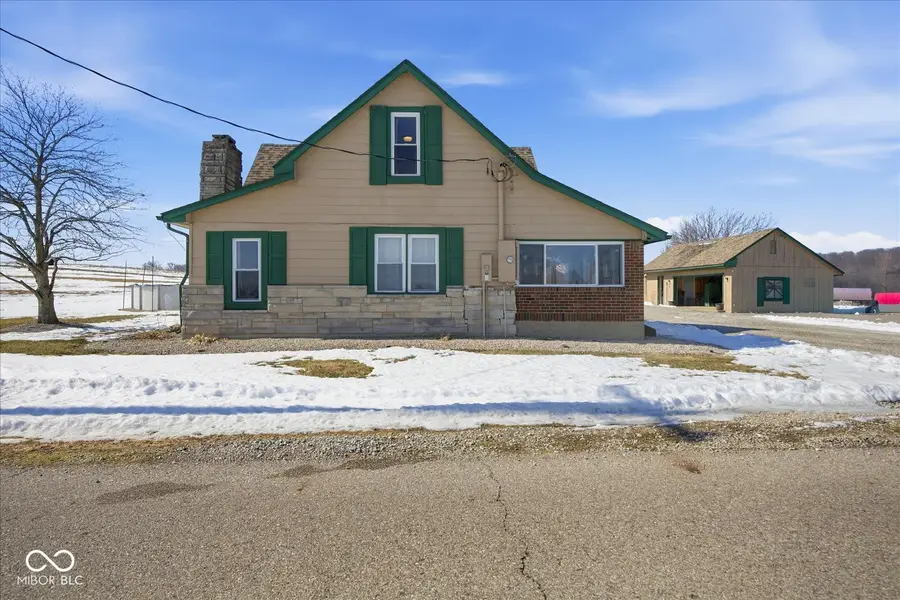 8527 S 500 W, Edinburgh, IN 46124 - #2