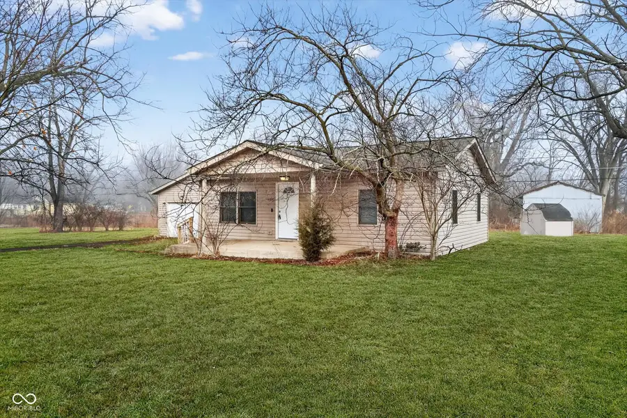 2204 E Cornell Avenue, Muncie, IN 47303 - #3