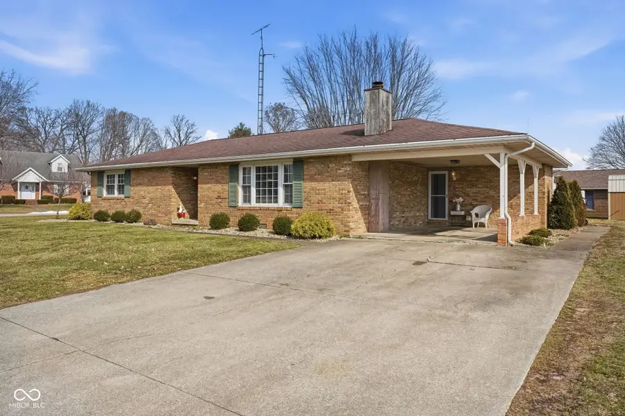 307 Jodi Drive, Brownstown, IN 47220 - #2