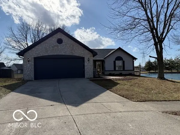 6045 Arlington Way, Indianapolis, IN 46237