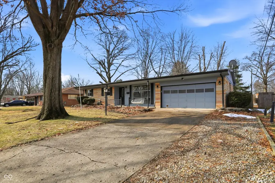 608 Horton Street, Greenwood, IN 46142 - #2