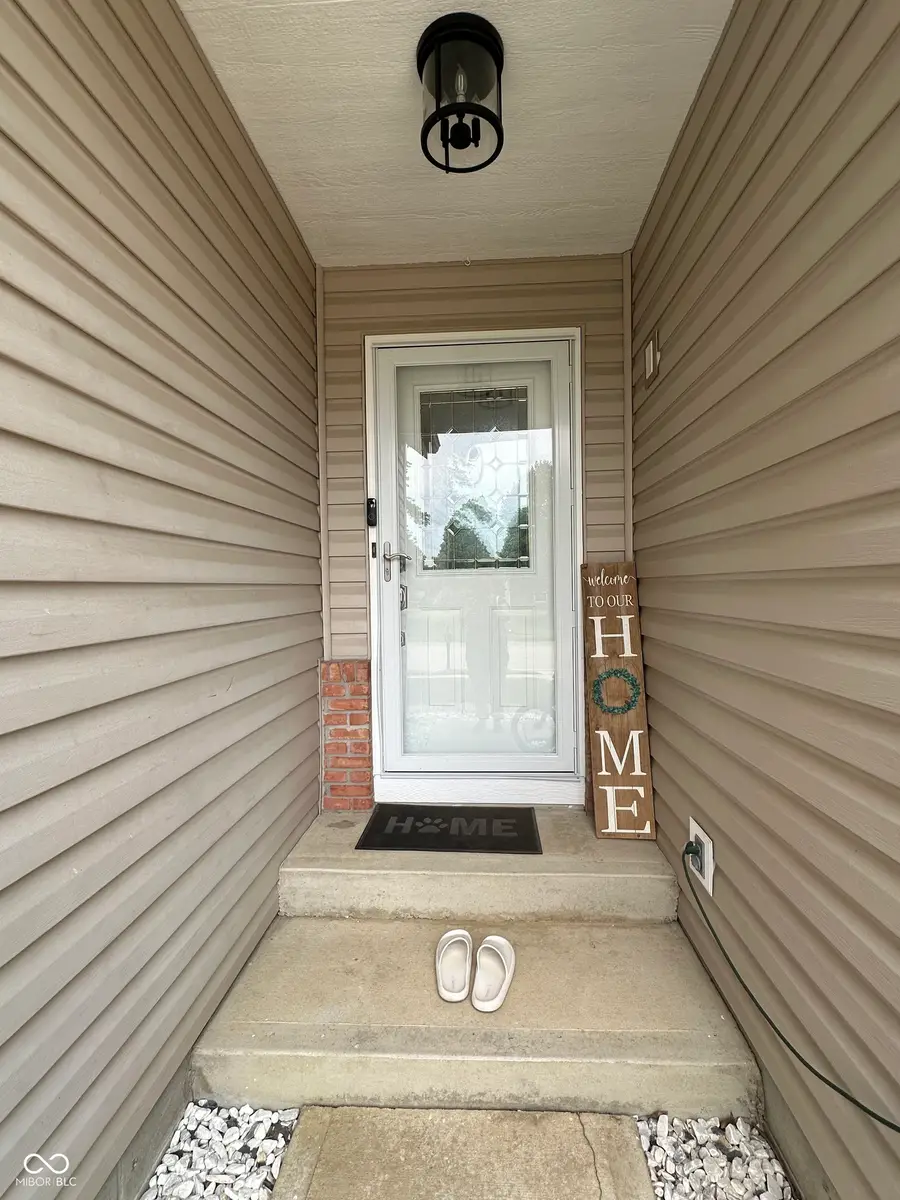 8436 Captain Drive, Avon, IN 46123 - #2