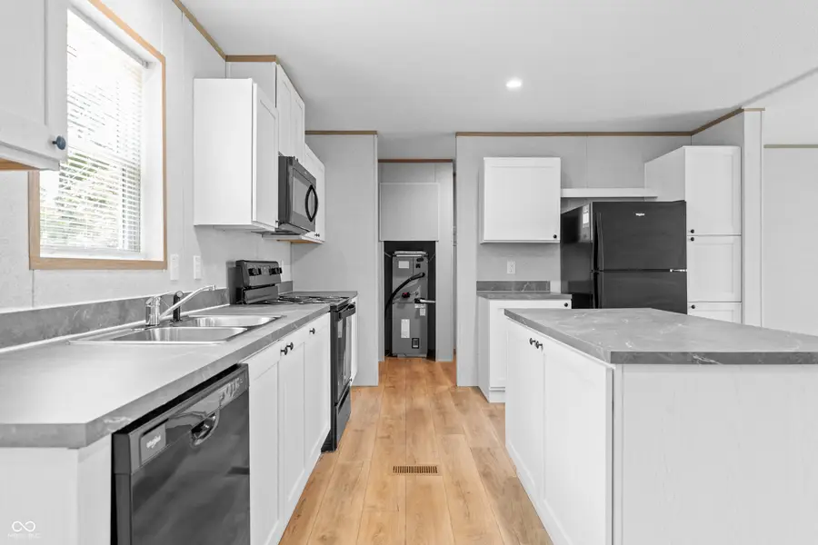 2177 N 4th Street, Seelyville, IN 47803 - #3