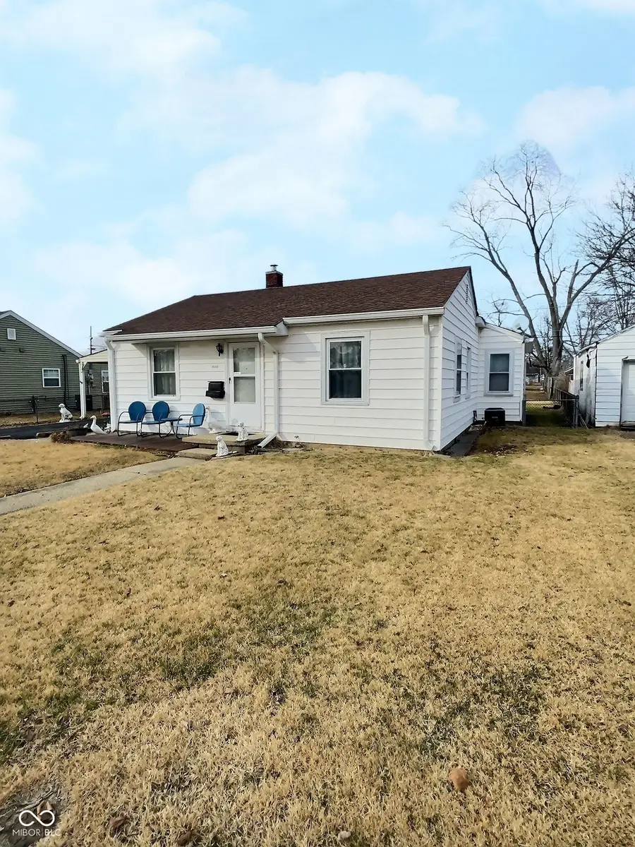 3022 14th Street, Columbus, IN 47201 - #2