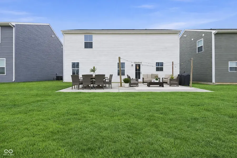 197 N Fairfield Drive, Danville, IN 46122 - #2