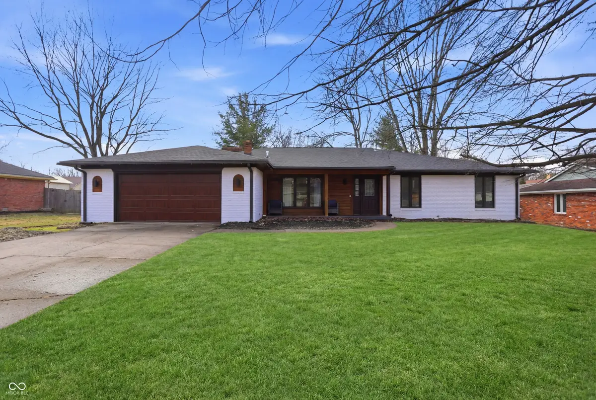 891 Sleepy Hollow Place, Greenwood, IN 46142 - #1