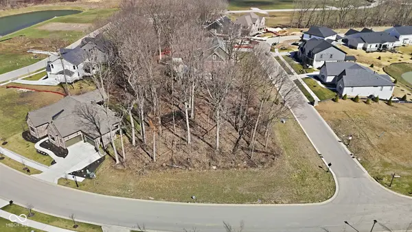 1360 Chatham Ridge Court, Westfield, IN 46074