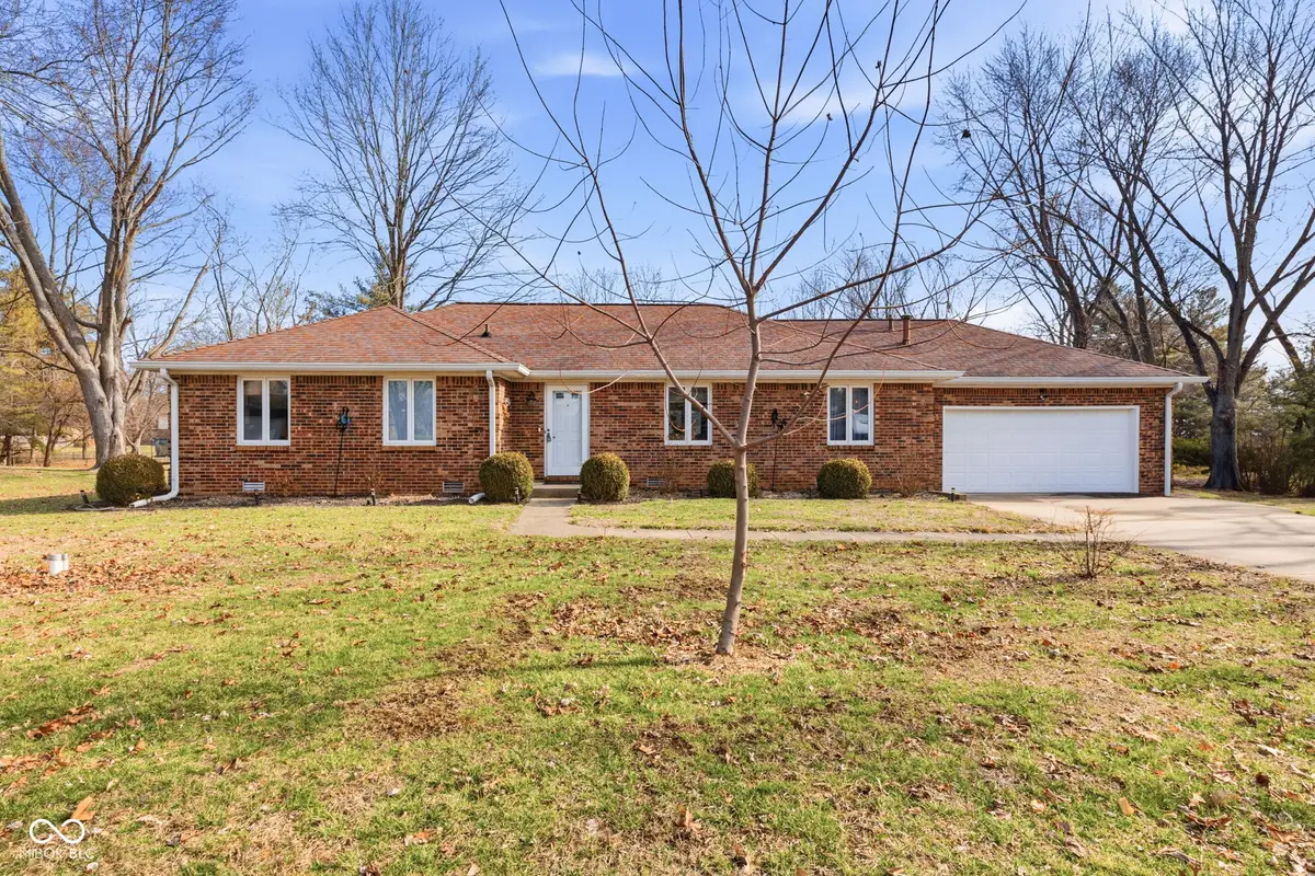 1211 Normandie Drive, Avon, IN 46123 - #1