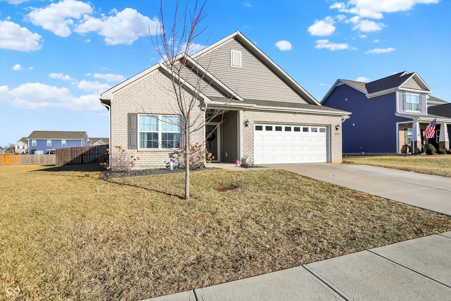 2259 Summer Shore Drive, Greenwood, IN 46143 - #2