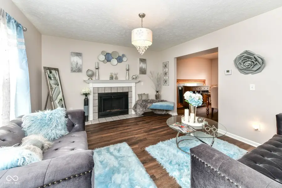 10626 E Creekside Woods Drive, Indianapolis, IN 46239 - #3