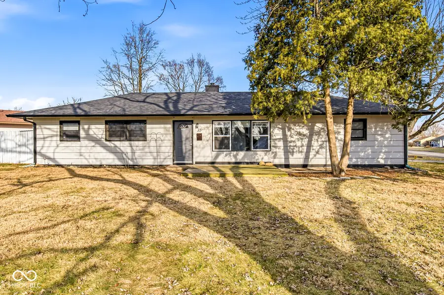 35 Lynwood Drive, Whiteland, IN 46184 - #2