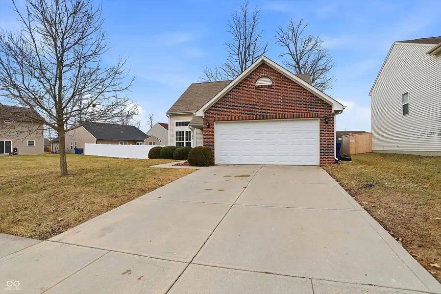 5128 Greenside Drive, Indianapolis, IN 46235 - #3