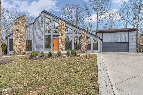 785 Pineview Drive, Zionsville, IN 46077