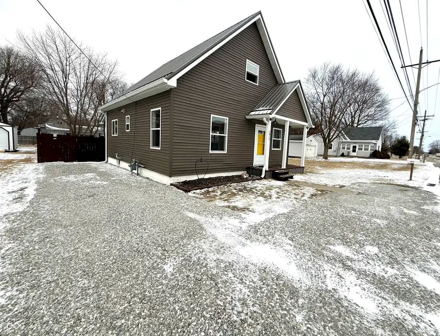 1810 E Elmore Street, Crawfordsville, IN 47933 - #3