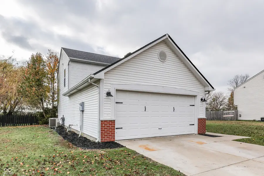 1023 Quarterhorse Run, Bargersville, IN 46106 - #3