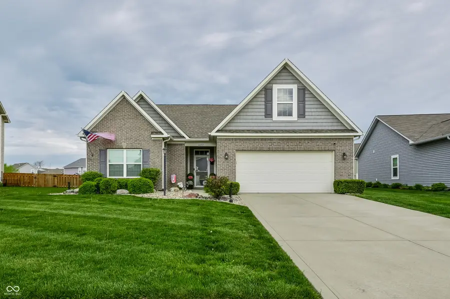 6432 W Waters Edge Court, Greenfield, IN 46140 - #2
