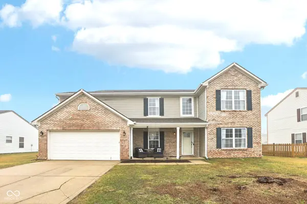 5858 Pennekamp Drive, Plainfield, IN 46168