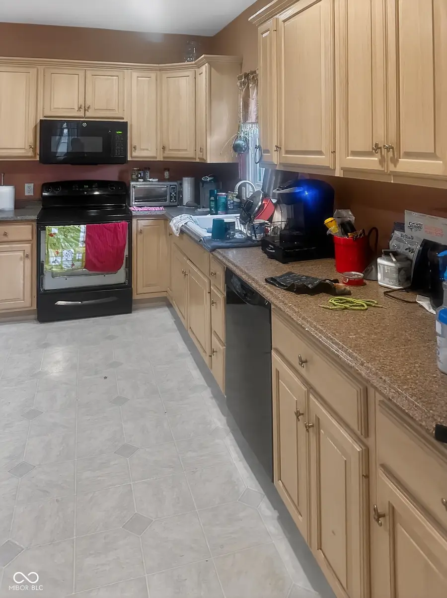 455 W Franklin Street, Shelbyville, IN 46176 - #3