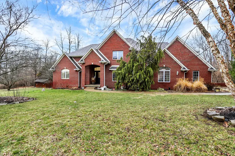 136 W Chalet Drive, Mooresville, IN 46158 - #2