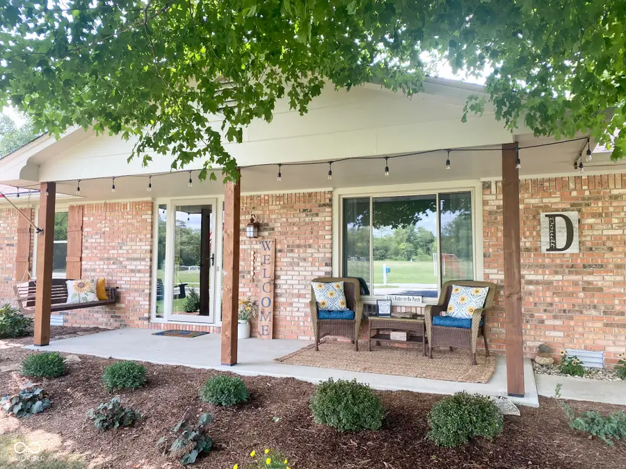 400 E Water Street, Pendleton, IN 46064 - #2