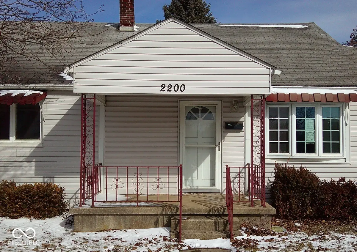 2200 W Memorial Drive, Muncie, IN 47302 - #1