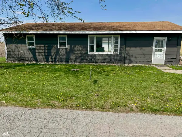 208 W North Street, Kempton, IN 46049