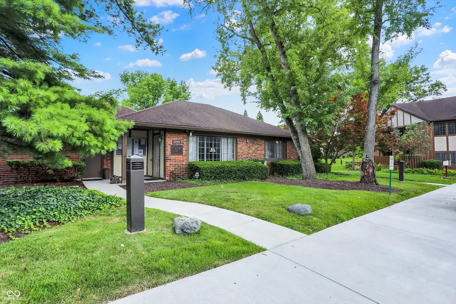 2211 Rome Drive #D, Indianapolis, IN 46228 - #2