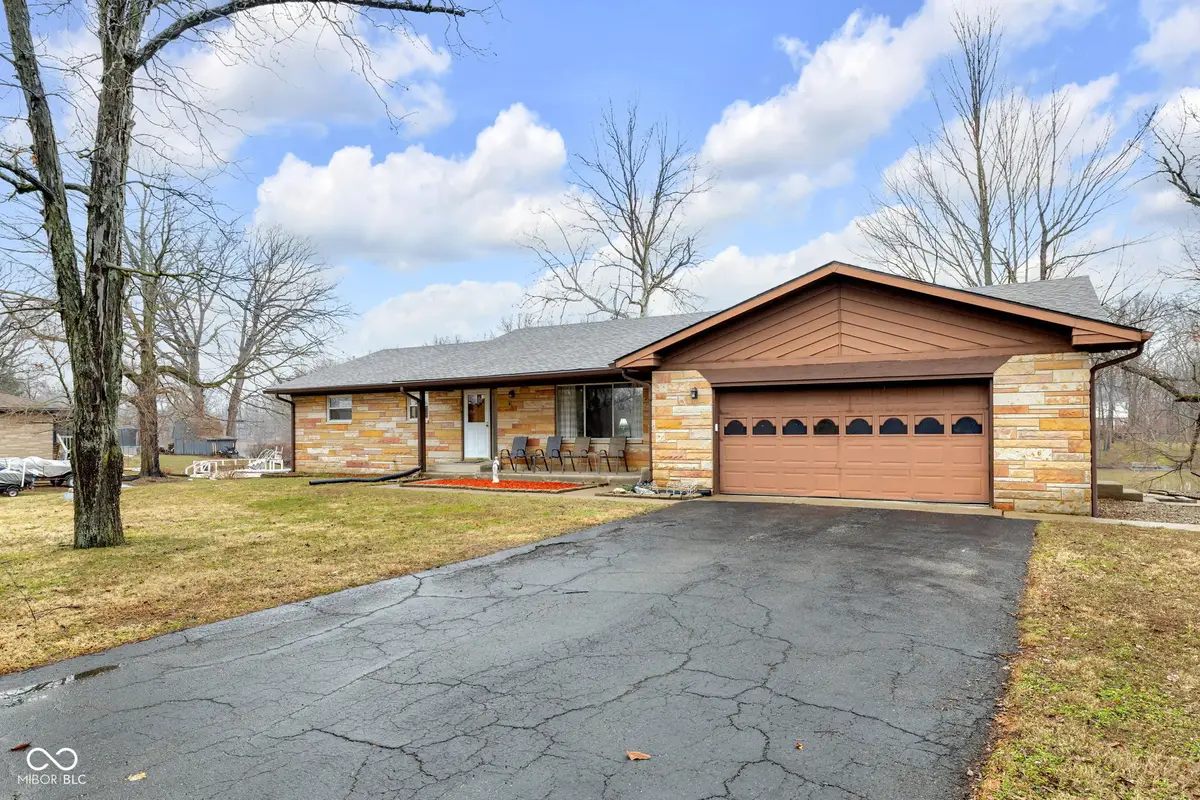 4242 Lakewood Court, Clayton, IN 46118 - #1
