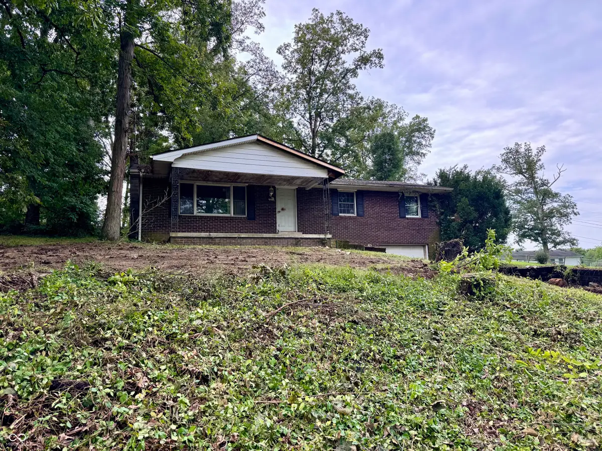 6425 W Todd Court, North Vernon, IN 47265 - #1