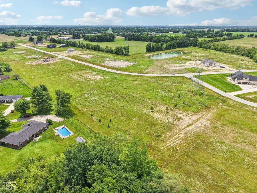 2639 S Kings Way, New Palestine, IN 46163 - #3