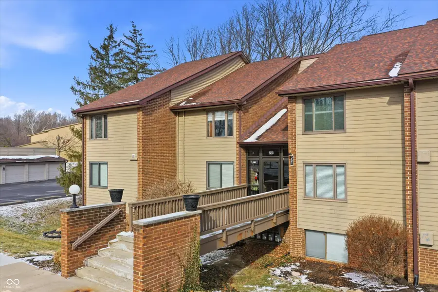 201 Bluffs Circle #E, Noblesville, IN 46062 - #3