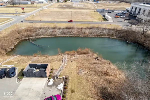 1792 N Riley Highway, Shelbyville, IN 46176