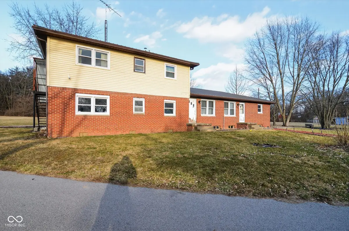 8568 S Academy Way, Ladoga, IN 47954 - #1