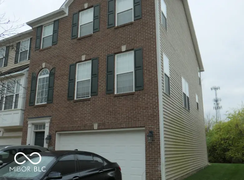 3327 Decker Ridge Drive, Indianapolis, IN 46268 - #3