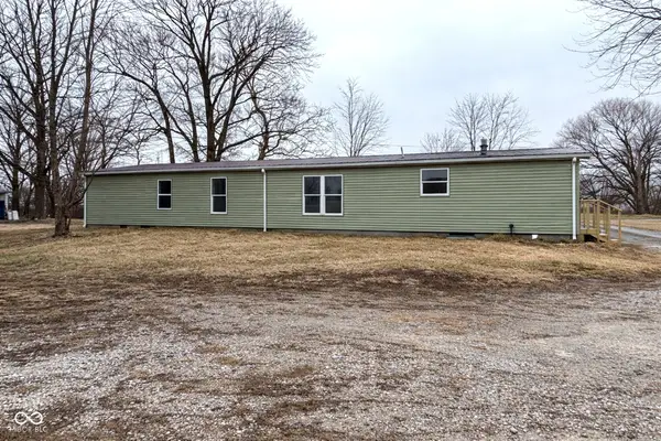 6647 S 1050 E, New Ross, IN 47968