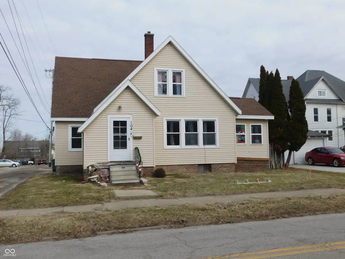 104 W College Street, Crawfordsville, IN 47933 - #1