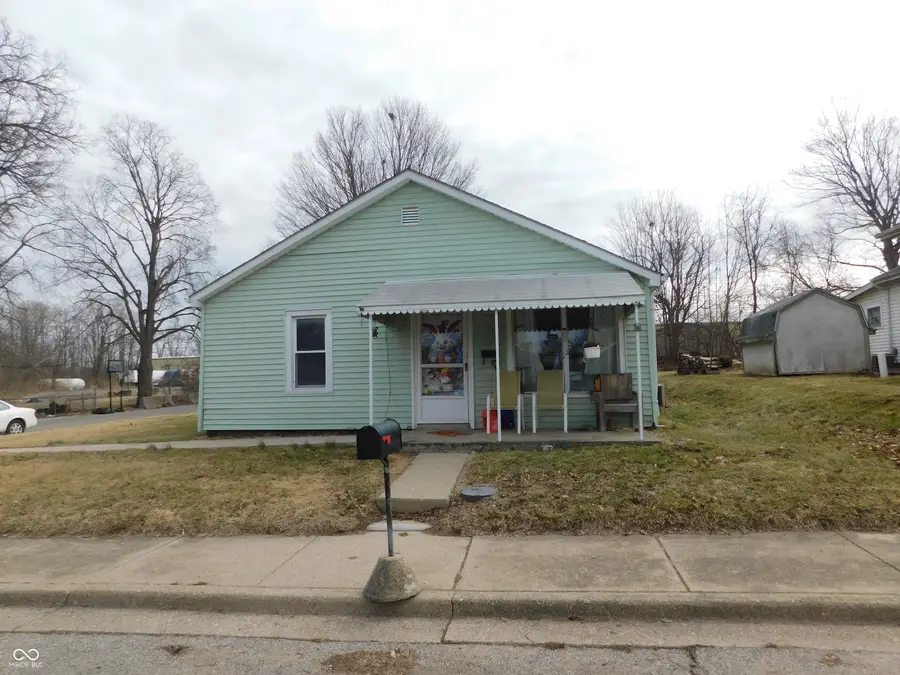 414 N Grant Avenue, Crawfordsville, IN 47933 - #2